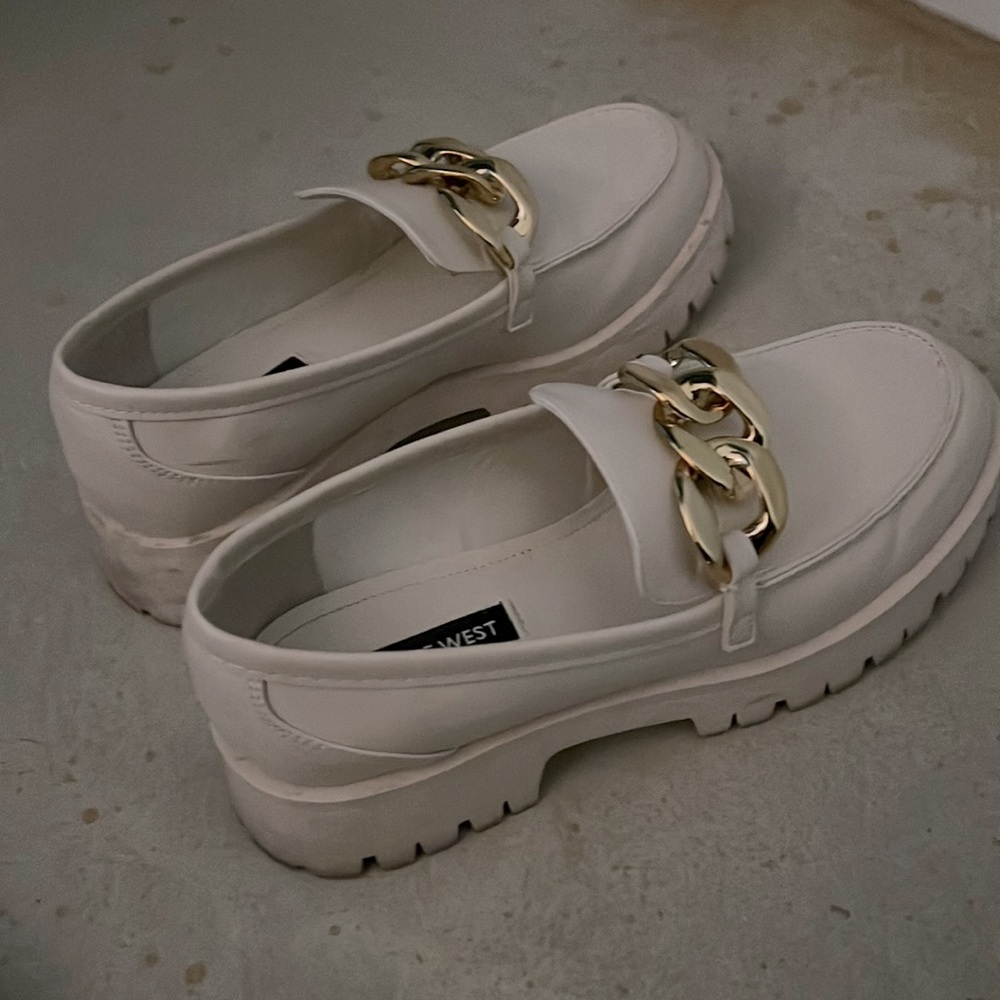 Chunky Nude Loafers